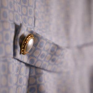 Magnifique robe vintage style avec boutons dorés et nacrés